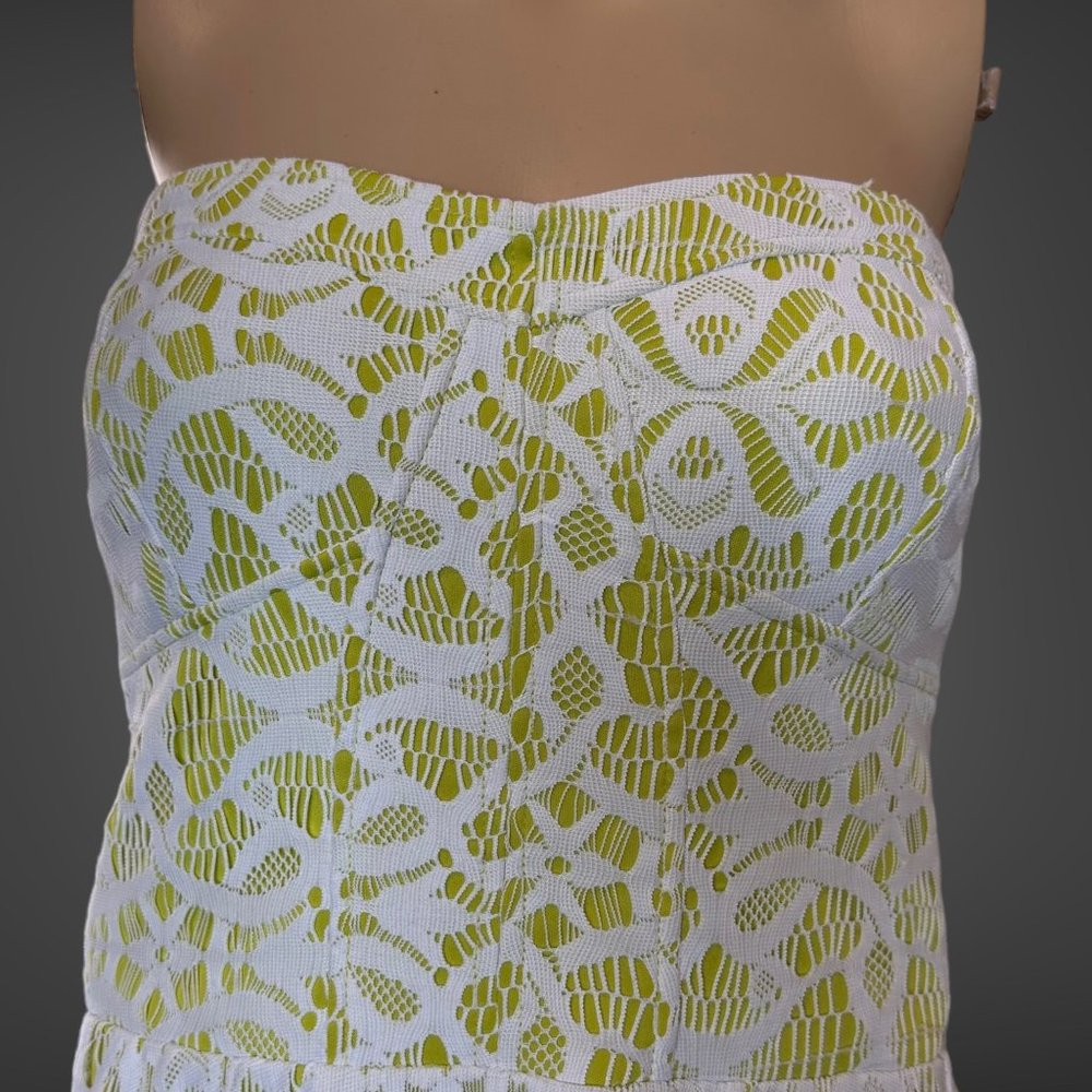 Guess Strapless Dress Size 14 Green White Knee Length Full Lace Stretch Lined - Picture 5 of 16